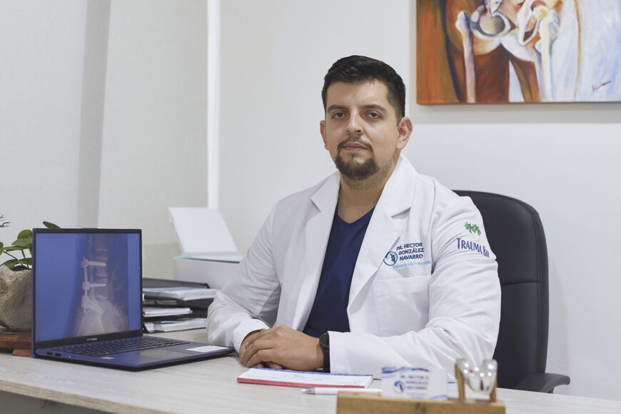 Dr. Héctor Omar González Navarro